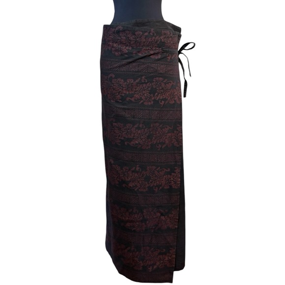 Vintage Black and Red Pencil Maxi Wrap Skirt - Picture 2 of 13